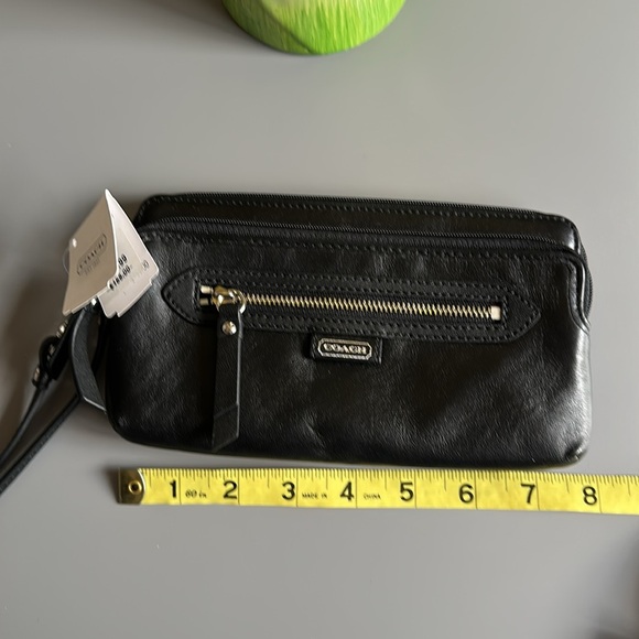 NWT Coach Daisy Double Zip Wallet/Wristlet - Picture 7 of 11